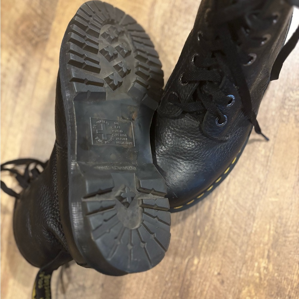 Dr Marten’s 1460 Slip Resistant Steel Toe Boots - Picture 6 of 7